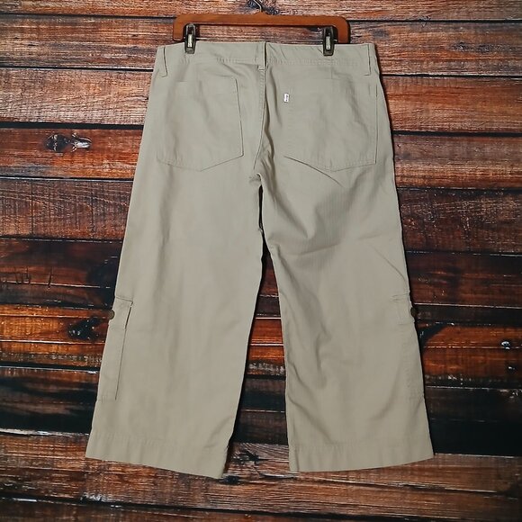 Levi's Cargo Pants Size M Clamdiggers Capri Drawstring 100% Cotton Khaki Tan - Picture 3 of 10